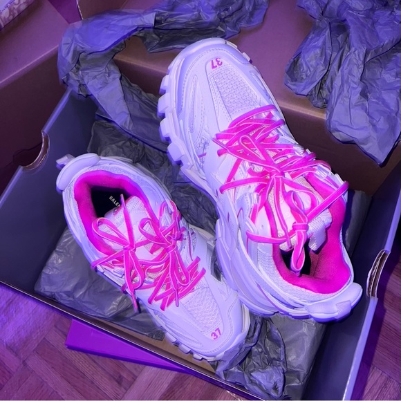 Balenciaga track runners, Brand New in Box send best offers . - Picture 3 of 3